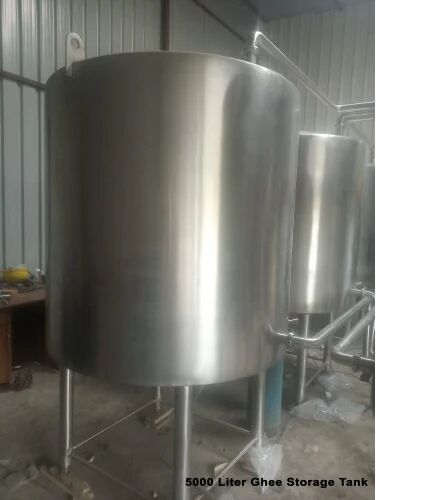 Cylindrical Stainless Steel Ghee Storage Tank, Capacity : 5000 Liter