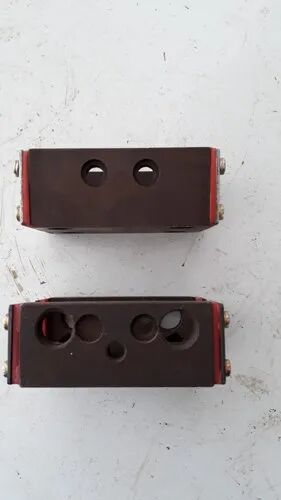 SS Guide Block, Size : 4 Inch