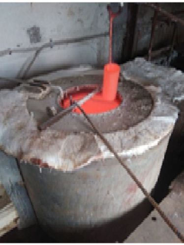 Iron Salt Bath Hardening Furnace, Material Loading Capacity : 150Kg