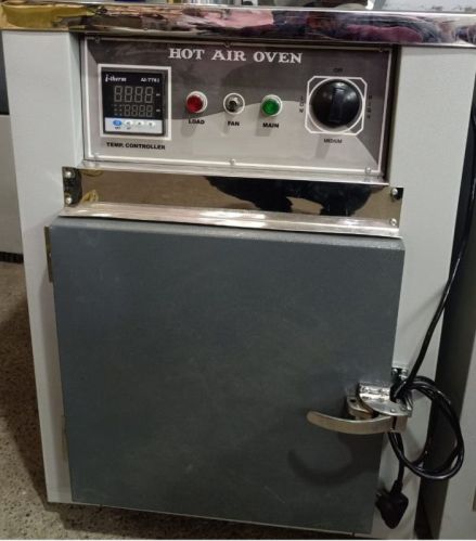 Laboratory Hot Air Oven 12X12X12 DIGITAL