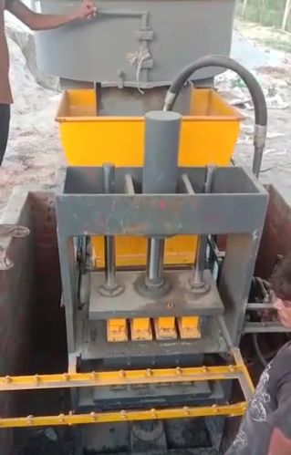 P-b 5106 4 Cavity Fly Ash Brick Machine