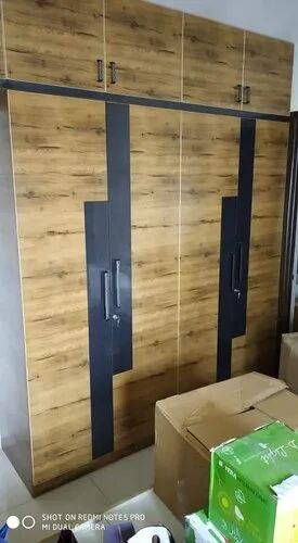 Hinged Wooden Wardrobe, Design : Customized