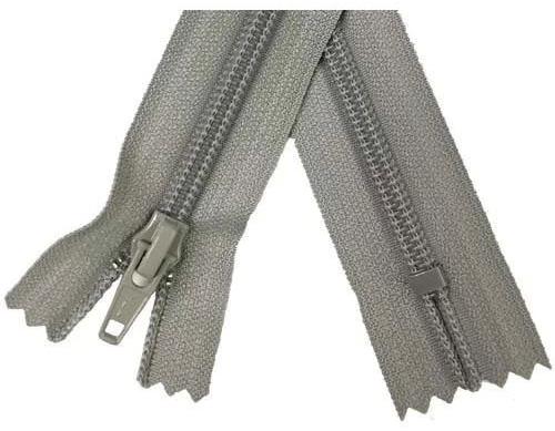 Plain Grey Zipper Roll, For Garments, Zipper Type : Close End