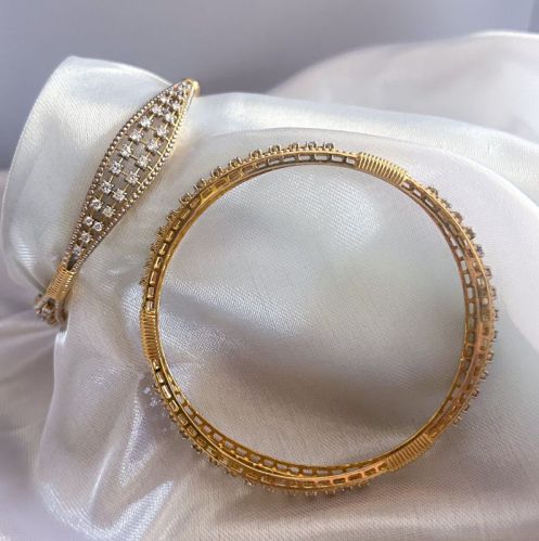 Polished Diamond Studded Bangle, Shape : Round