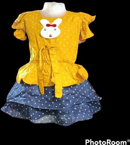 Plain Cotton Girls Readymade Garments, Technics : Attractive Pattern