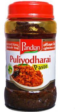 Puliyodharai Paste