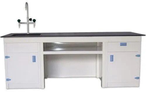 Stainless Steel Laboratory Tables