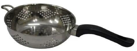 Stainless Steel Round Bottom Strainer, For Kitchen Use