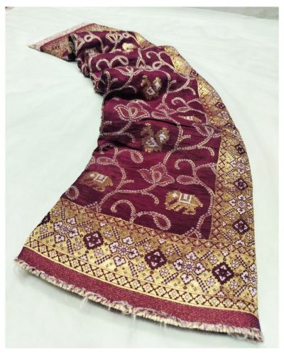 Noviah Pure Silk Bandhani Saree, Speciality : Anti-Wrinkle, Shrink-Resistant