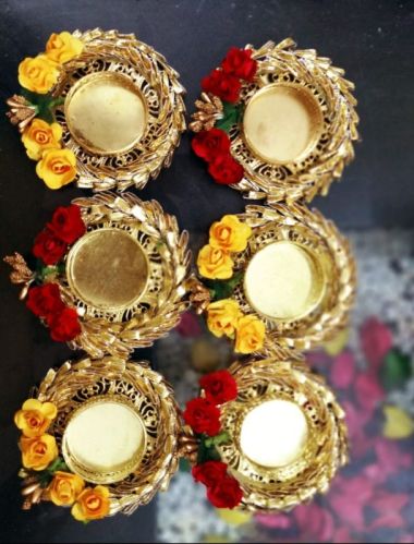 Golden Round Metal Decorative Flower Diya, For Decoration Use, Feature : Effective, Moisture Proof