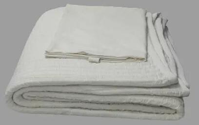 Cotton Plain Quilt Cover Set, Size : 90x100inch