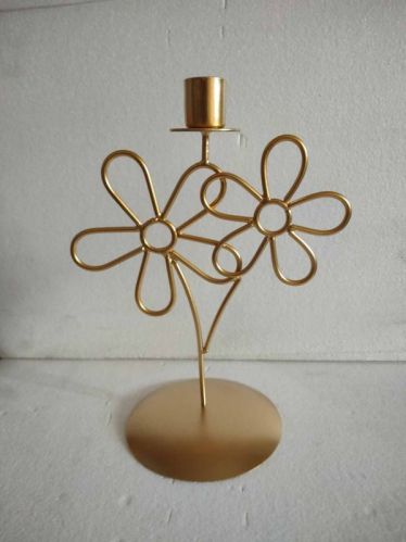 Golden Flower AL2069 Black Iron Candle Holder, Design Method : Antique