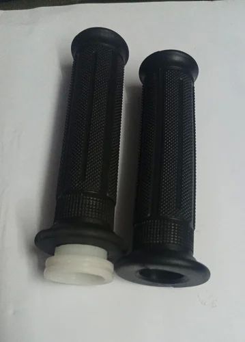 Three Wheeler Handle Grip Set, Color : Black