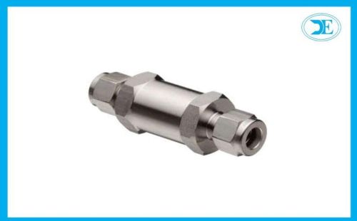 DAN-LOK Single Acting Polished Non Return Valve, For Industrial Fitting, Mounting Type : Vertical
