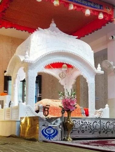 White Polished Marble Palki Sahib, For Temple, Size : Multisize