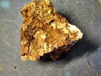 Gold Ore, Color : Golden Yellow, Purity : 99%, Form : Lumps