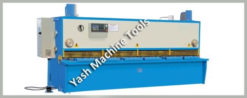 CNC Guillotine Shearing Machine