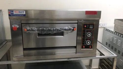 Commercial Gas Bakery Oven, For Cakes, Features : Burner-tube Warranty 6 Year, .Bottom Plate More Than 2.0mm