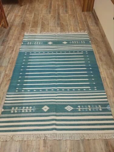 Vimla International Cotton Living Room Rug, Size : 4 X 6 Feet