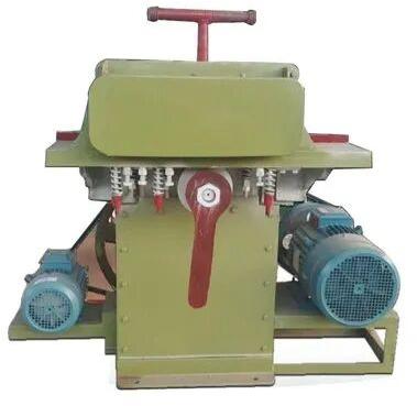 Plywood Rip Saw Machine, Power : 2.5 HP