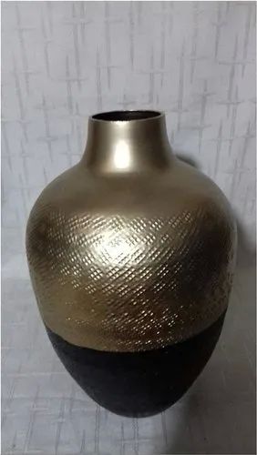 Black Golden Aluminium Flower Vase, Size : 15x23 Cms