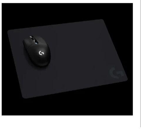 Black Rubber Computer Mouse Pad