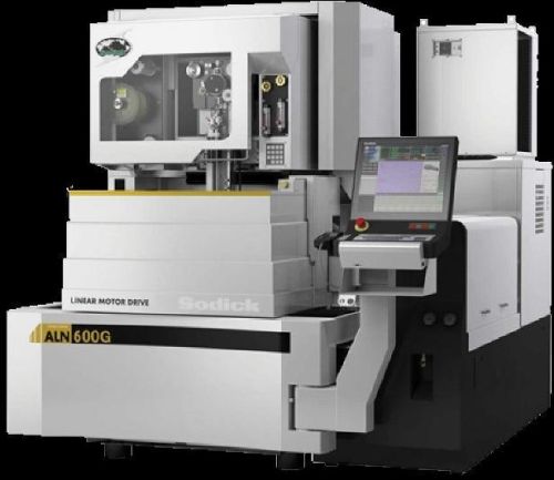 HIGH PERFORMANCE WIRE EDM MACHINE