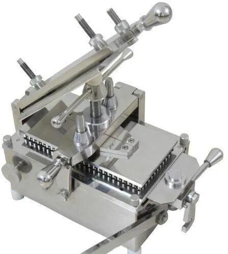 Manual Capsule Filling Machine