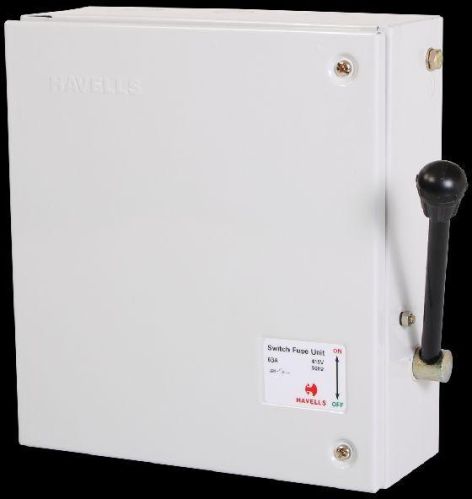 SWITCH FUSE UNIT IN THREE POLE