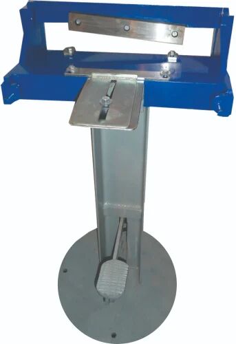 Manual Battery Grid Cutting Machine