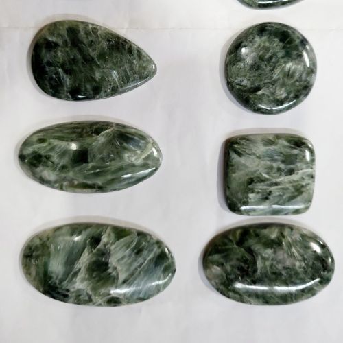 Green Oval Natural Rare Seraphinite Gemstone Cabochons, For Jewellery Use, Size : 30-40mm, 40-50mm