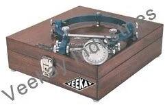 Lateral Extensometer