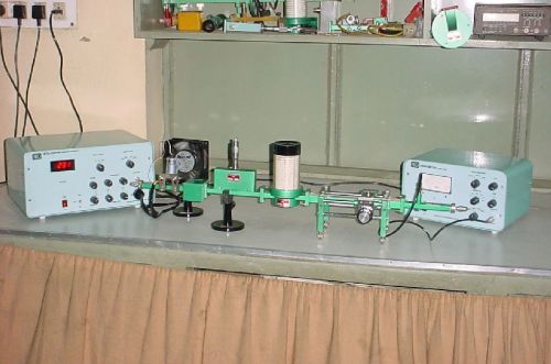 X-band Microwave Test Bench (8.2 To 12.4 Ghz)
