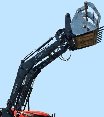 Manual Electric Metal Tractor Front End Loader, For Construction, Agricultural, Fuel Type : Diesel