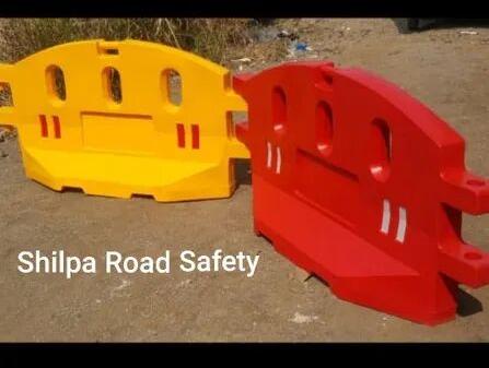 SRS Plastic Road Barricade, Color : Red