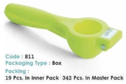 MATT Plastic Lemon Squeezer