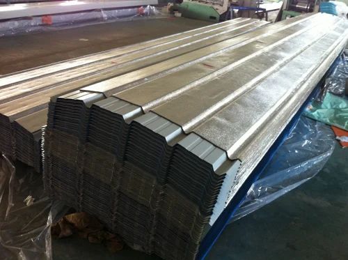 Rectangular Polished Steel Insulated Roofing Sheet, Size : Mutlisize
