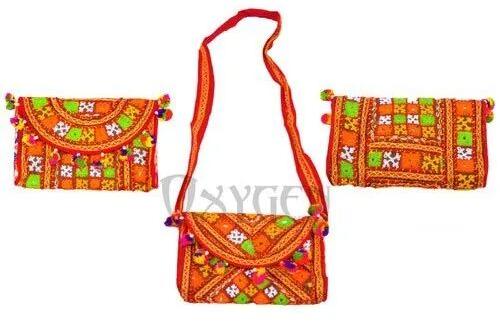 Kutch Ladies Shoulder Bag, Size : 10-12 Inch