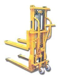 Manual Mild Steel Pallet Stackers, Lifting Capacity : 300kg