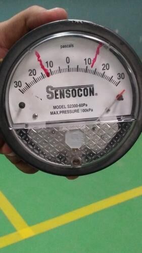 Plastic Sensocon Differential Pressure Gauge, Packaging Type : Box