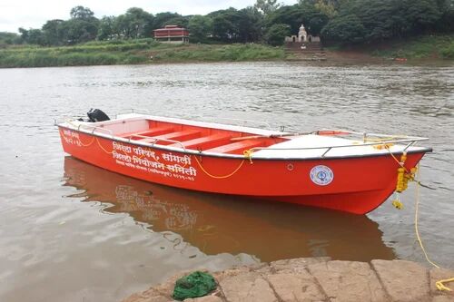 FRP Rescue Boat, Power Source : Petrol