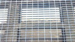 Techno Drain Galvanized Iron Grating, Color : Silver