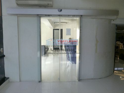 RESIDENTIAL SLIDING GLASS DOOR