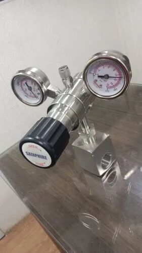 SS / BRASS Industrial Gas Regulator, Color : Silver White