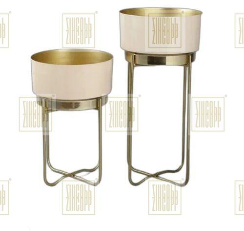 Iron Power Coated Gold Planter Pot, For Outdoor Use, Indoor Use, Decoration, Capacity : 10-20 Ltr