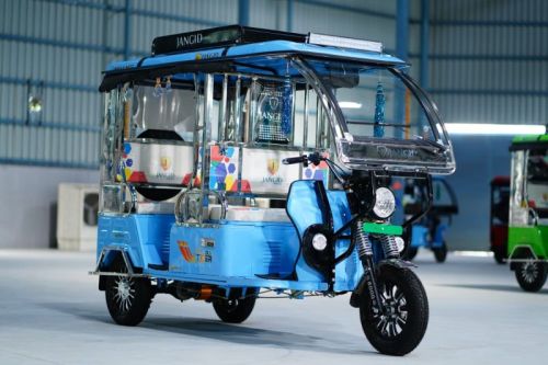 JANGID MS Battery Operated Rickshaw, Model Number : DLX