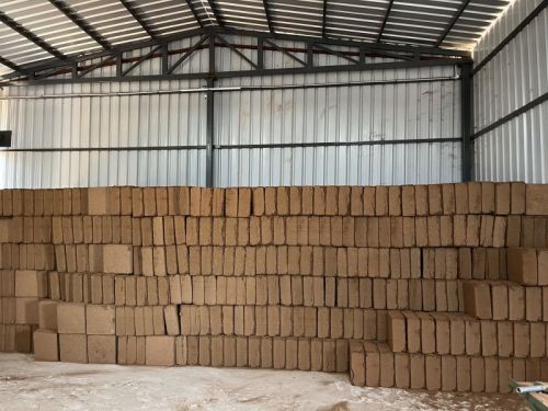 Brown Solid Cocopeat Blocks, For Agriculture Use, Shape : Rectangular