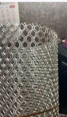 Polished Aluminium Capsule Net, For Fence Mesh, Feature : Attractive Design, Fine Finished, Hard Structure