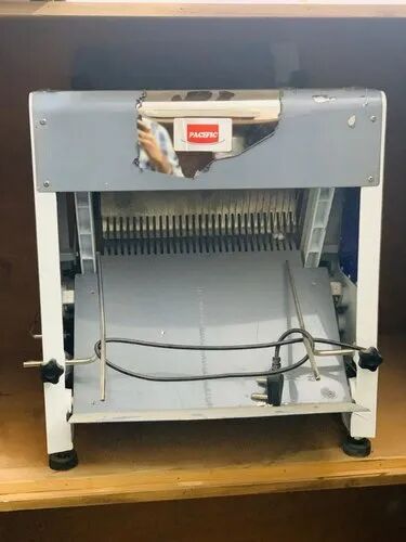 Bread Slicing Machine