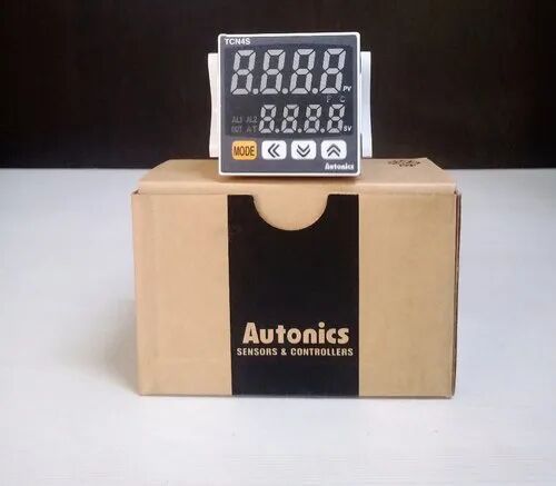 Autonics 50/60 Hz Temperature Controller, Size : 48*48 Mm